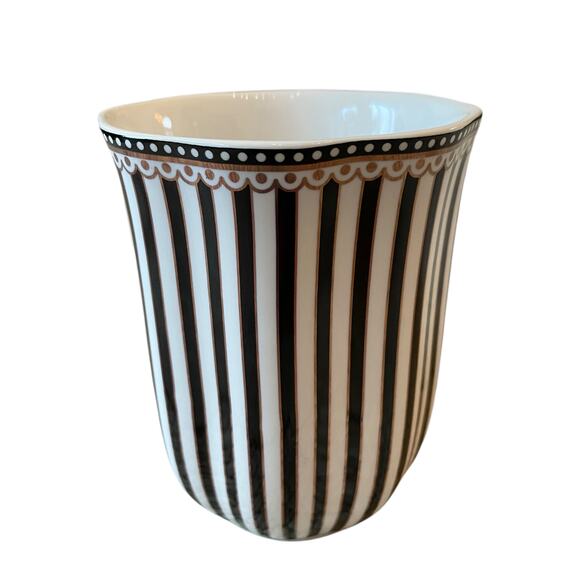 Grace Teaware Porcelain Coffee Mug Set of 2 Black & White Stripe Gold Accent New - Picture 9 of 16